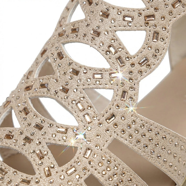 Jeanette – Designed for comfort, styled for everyday elegance